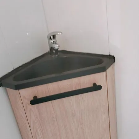 Apartment Meuble De 3 Lits *